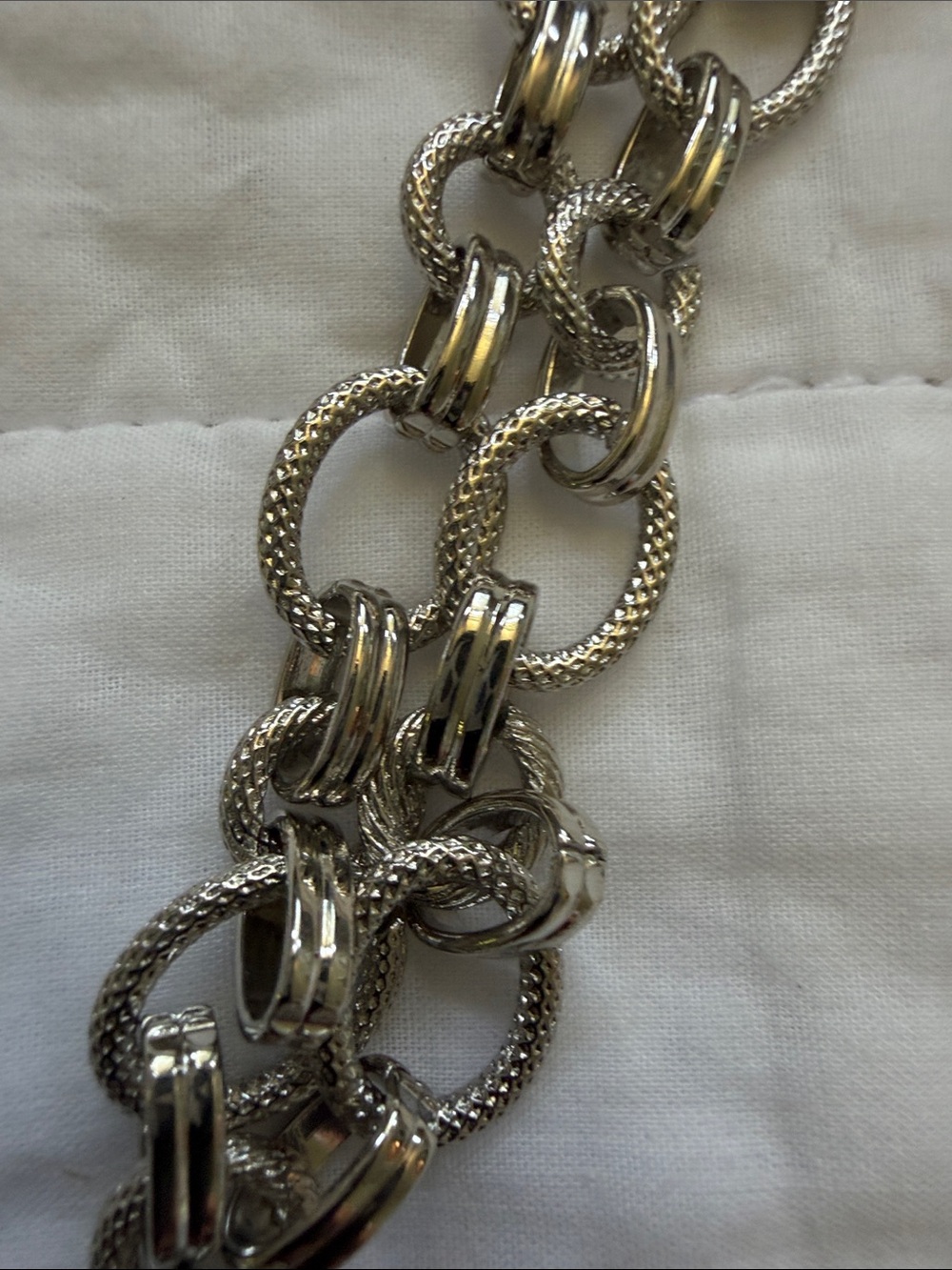 Silver Heart Wing Pendant Necklace Jewelry - Picture 4 of 6